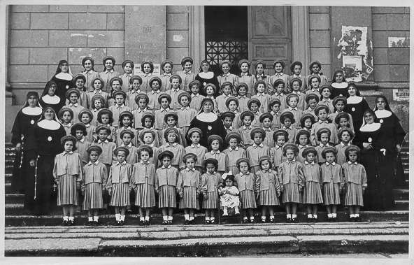 1945 Foto di gruppo del collegio di S.Rosa a Viterbo